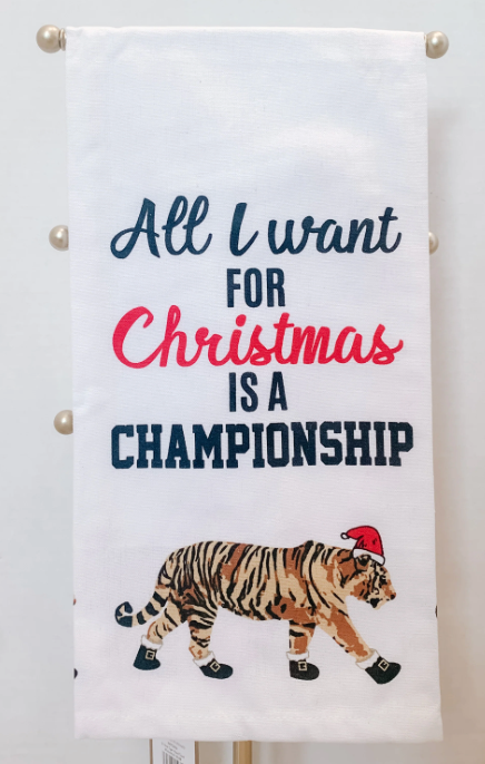 St. Nick Tiger Hand Towel White/Multi 20x28